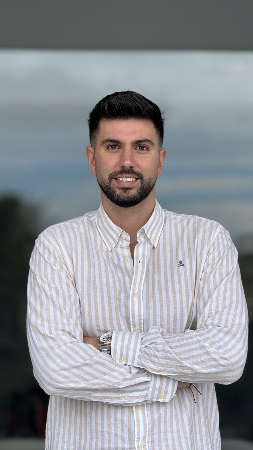 Ángel Aparicio